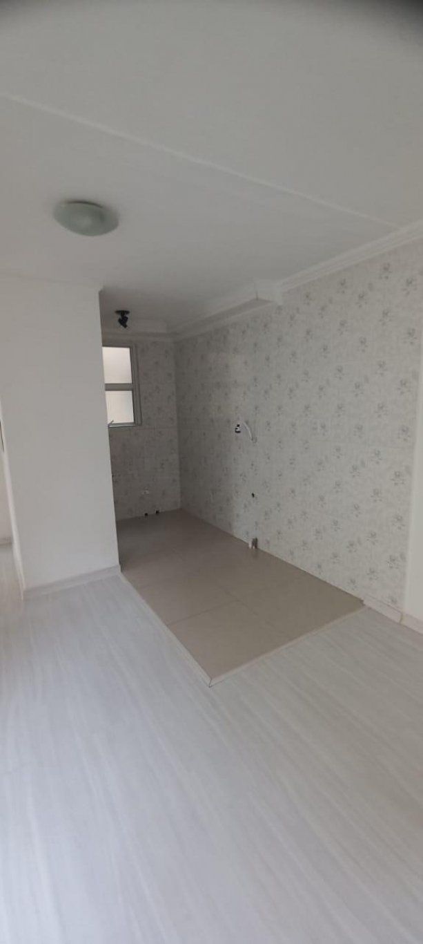 Apartamento de 2 quartos e 1 vaga no bairro Vila Nova.