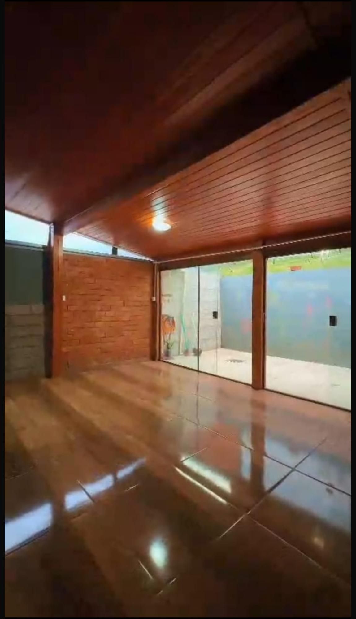 Casa em Condomínio com 2 quartos e 73m² à venda em Jardim Algarve, Alvorada.