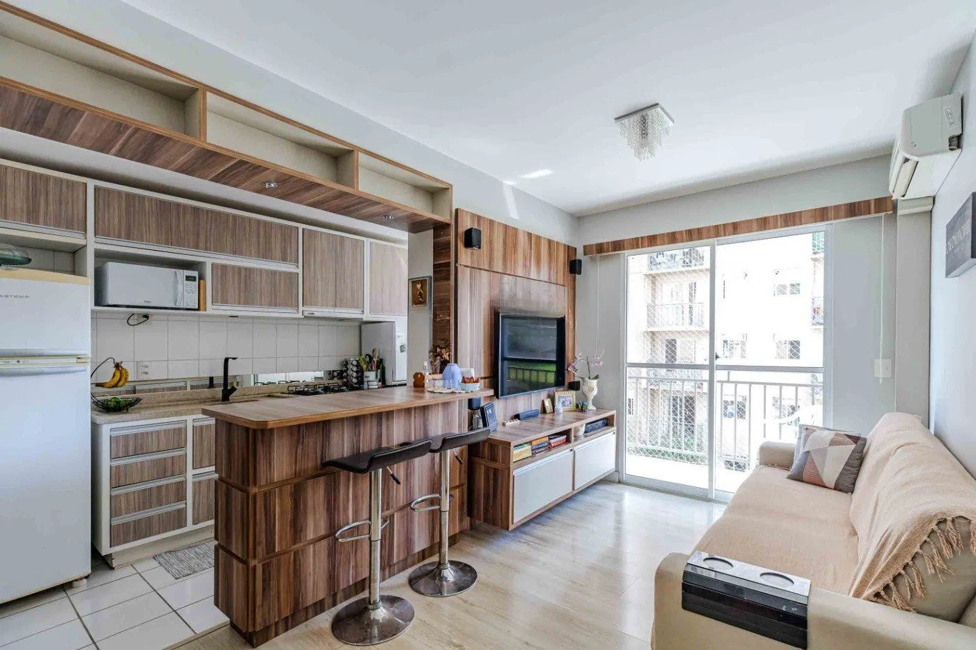 Apartamento, 3 dormitórios no bairro Tristeza em Porto Alegre para Comprar
