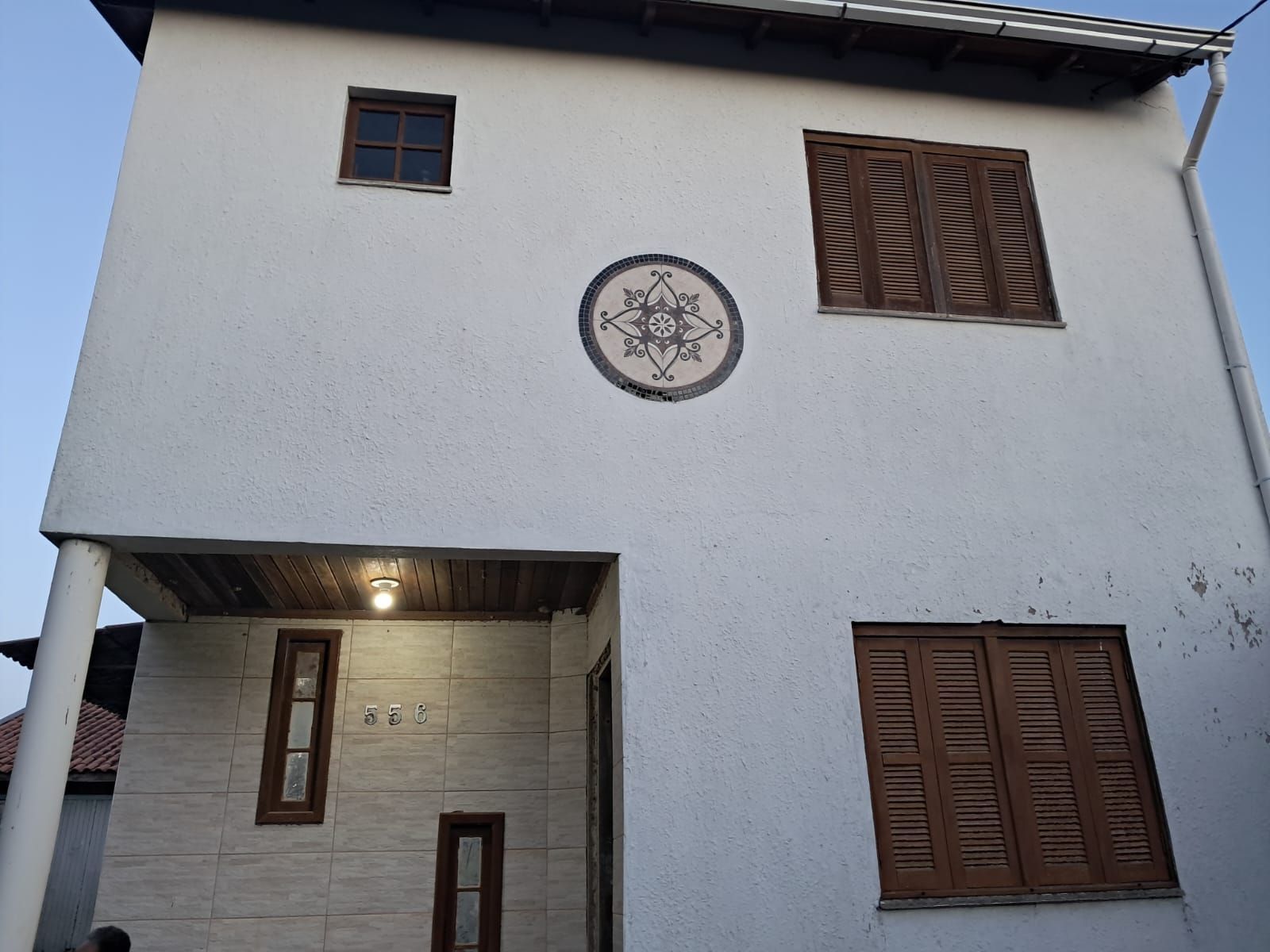 Sobrado de 2 quartos, suíte e 2 vagas no bairro Ponta Grossa. — foto 2