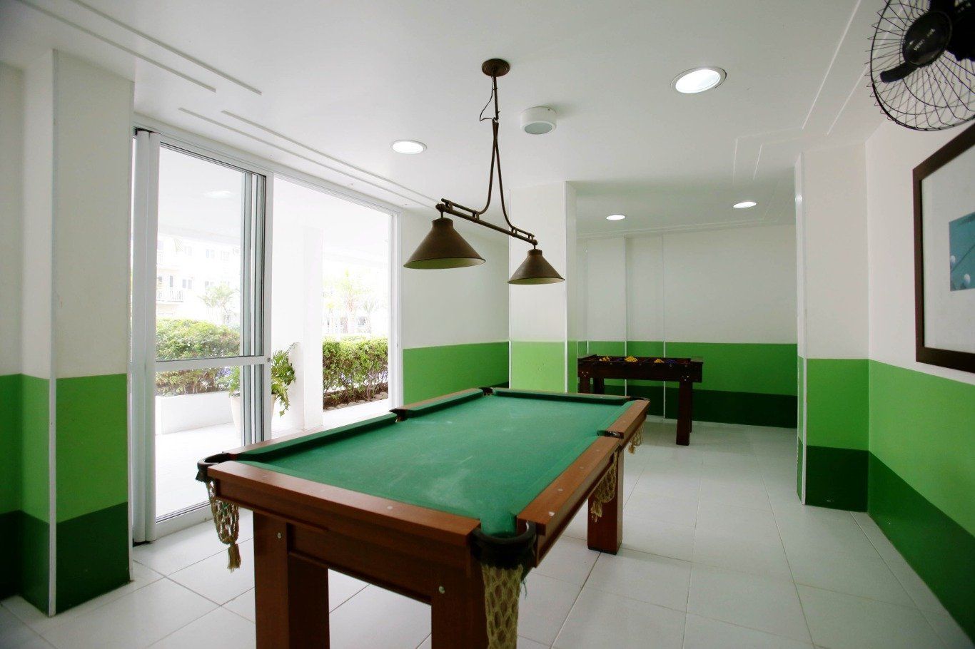 Apartamento à venda com 2 quartos, 61m² - Foto 28