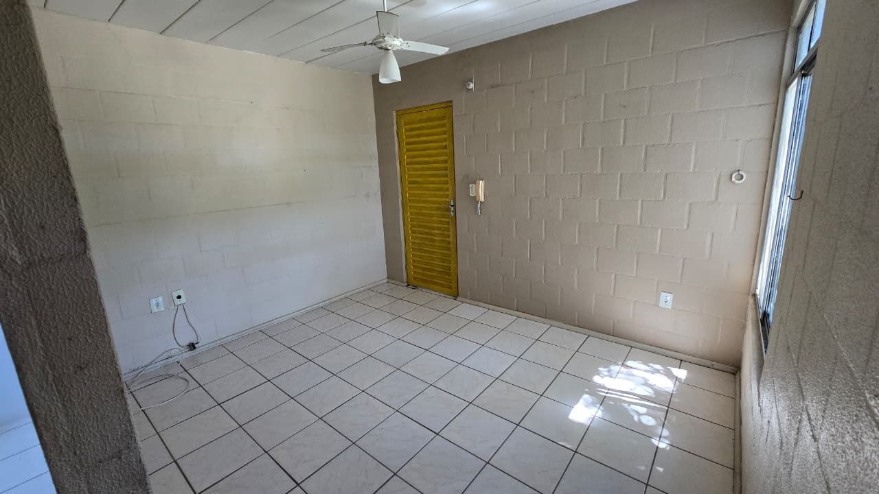 Apartamento com 2 quartos e portaria 24hr no bairro Lomba do Pinheiro