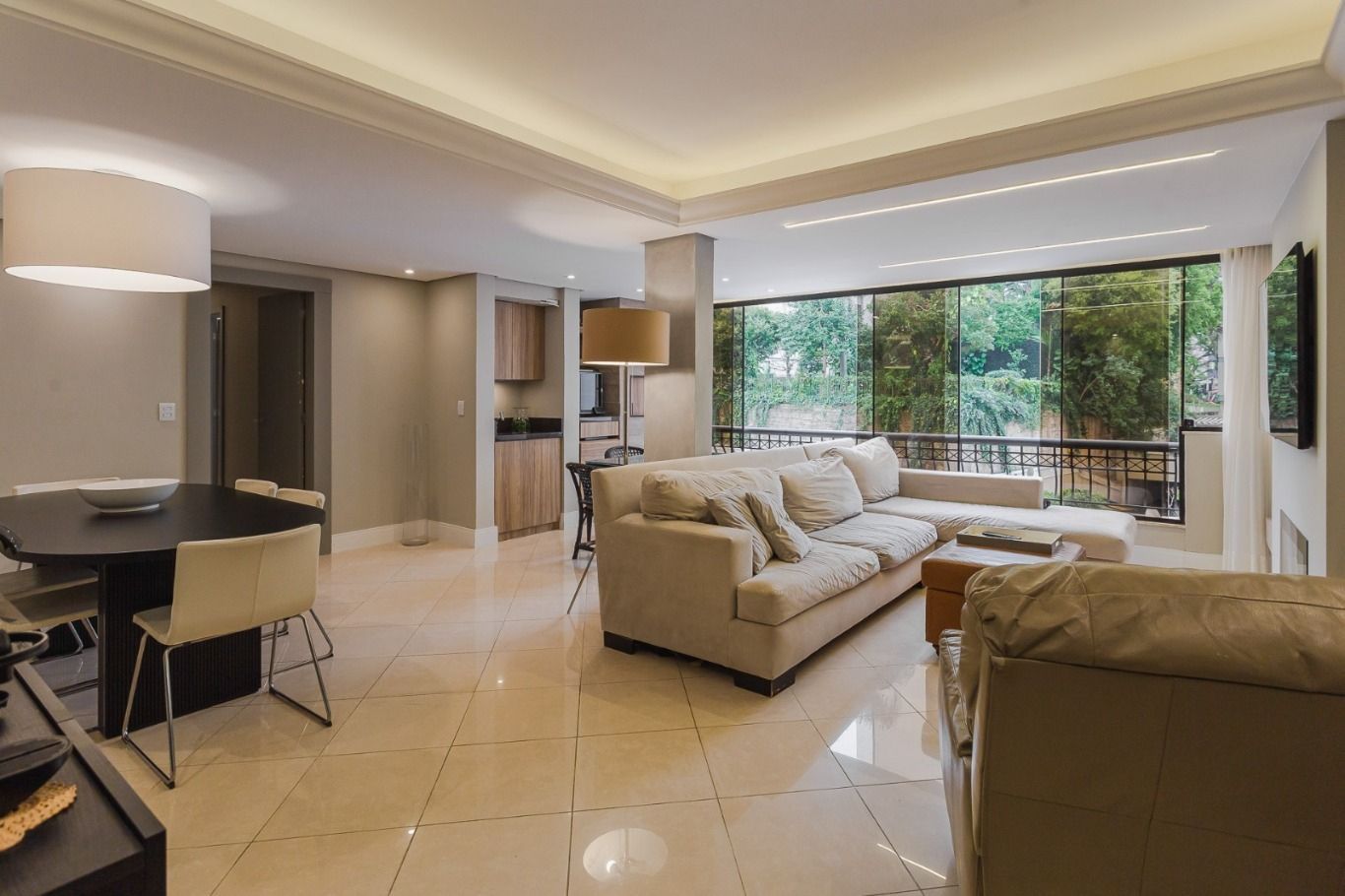 Apartamento à venda com 2 quartos, 12m² - Foto 1