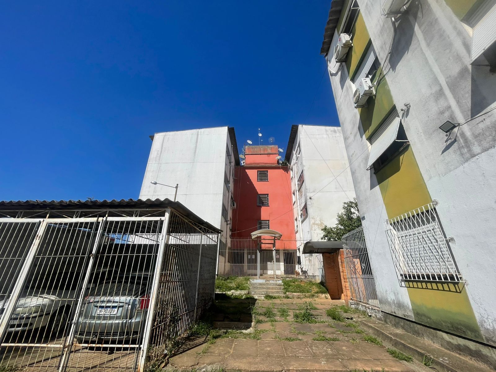 Apartamento à venda com 2 quartos, 46m² - Foto 11