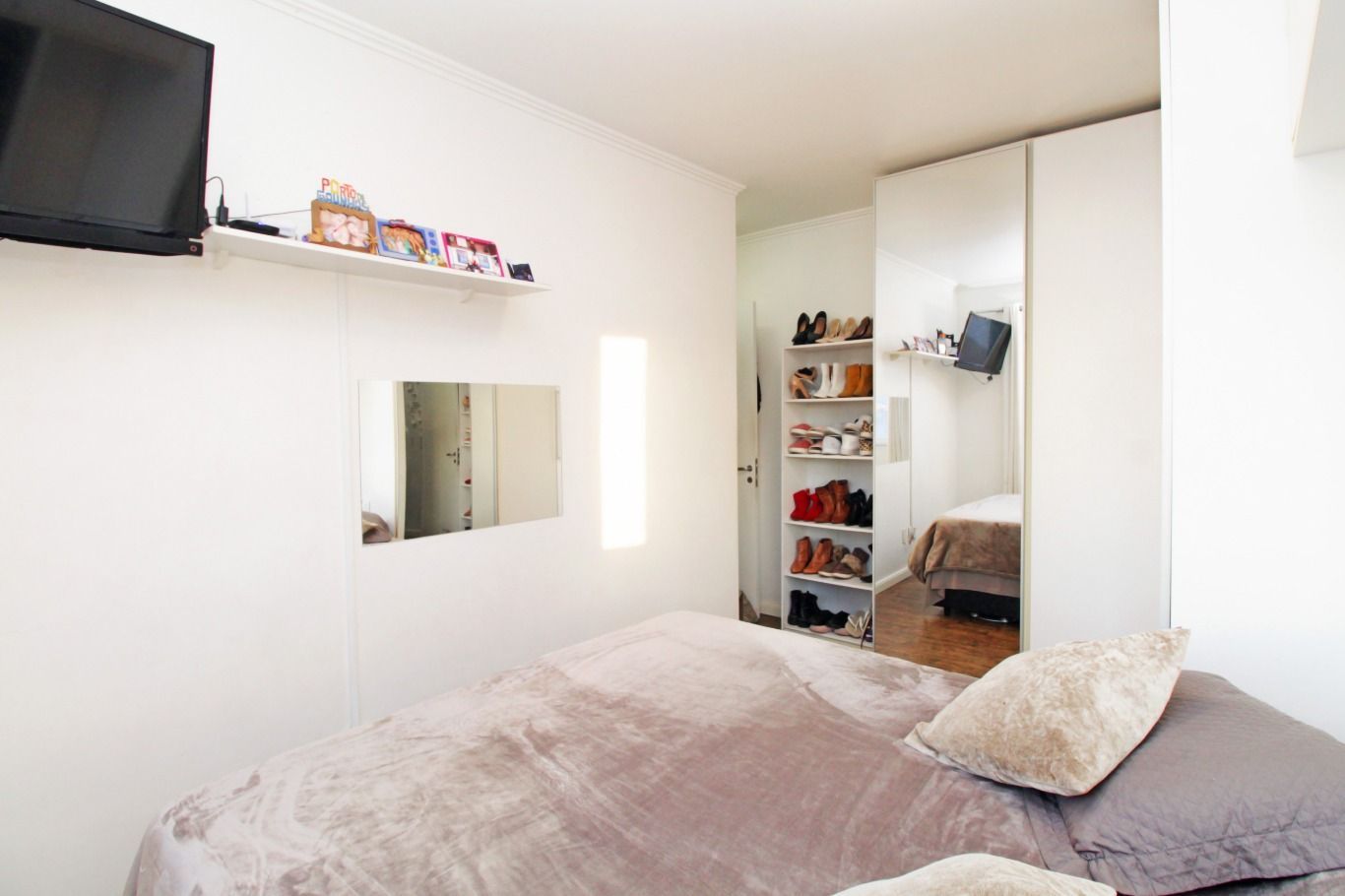 Apartamento à venda com 2 quartos, 61m² - Foto 14