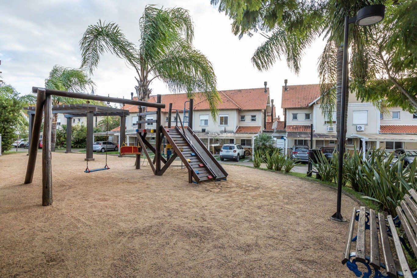 Casa de Condomínio à venda com 4 quartos, 146m² - Foto 32