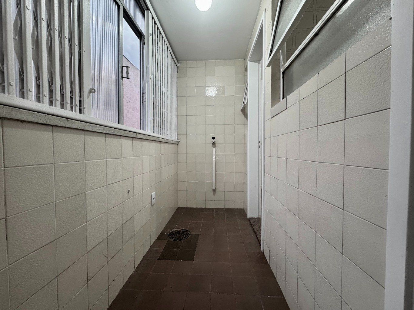 Apartamento à venda com 2 quartos, 82m² - Foto 11
