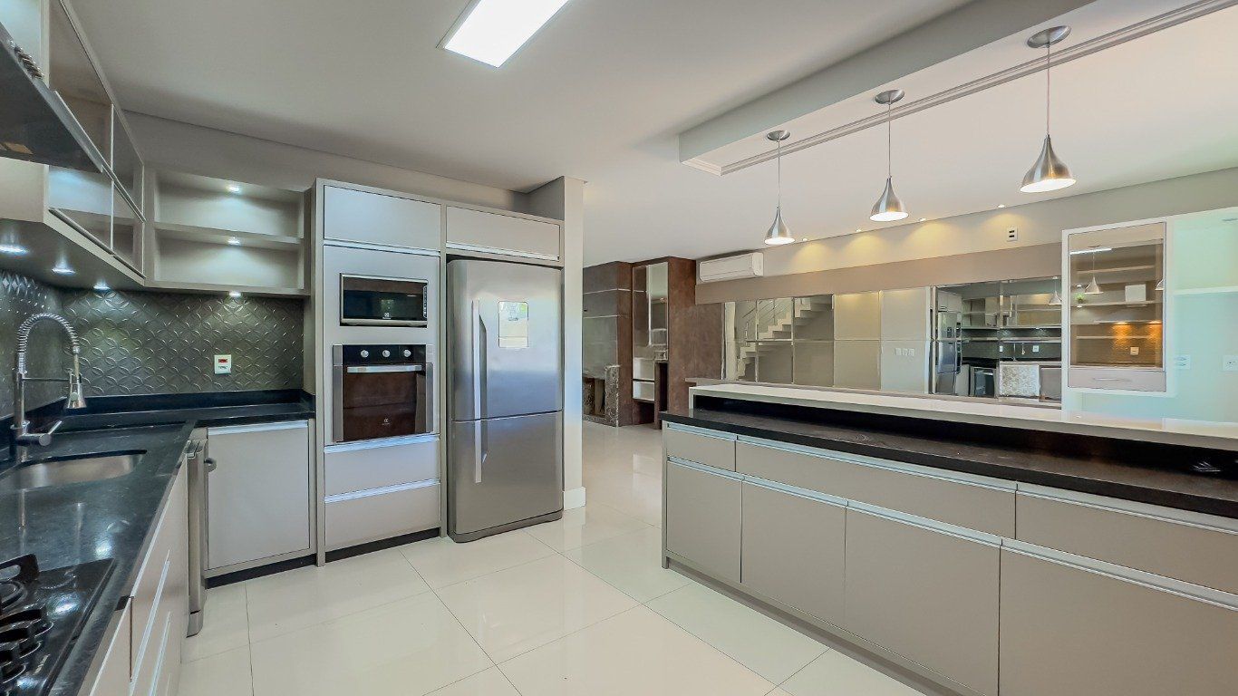 Casa de Condomínio à venda com 3 quartos, 234m² - Foto 13
