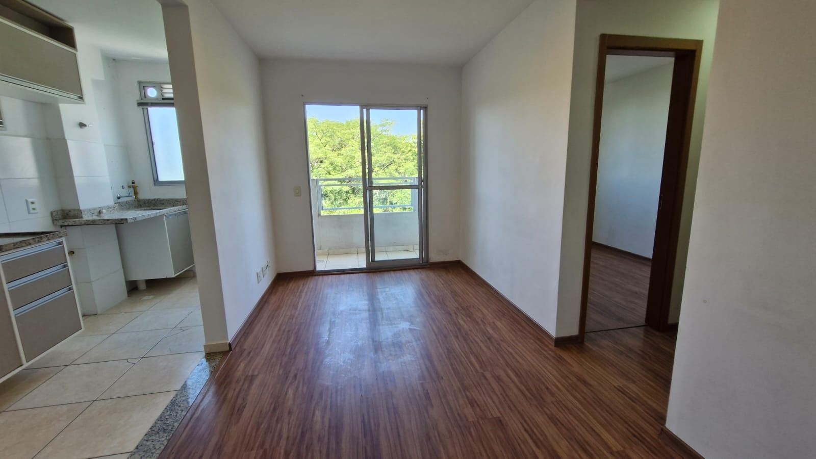 Apartamento Sacada 2 dormitórios Linda Vista 1 vaga de garagem Morro Santana