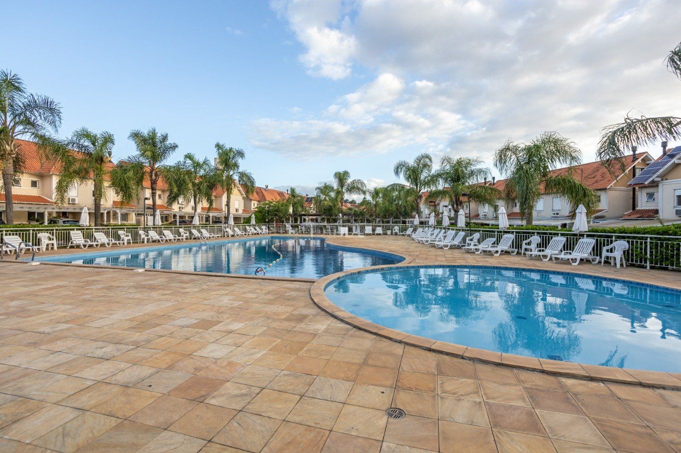 Casa de Condomínio à venda com 4 quartos, 146m² - Foto 42