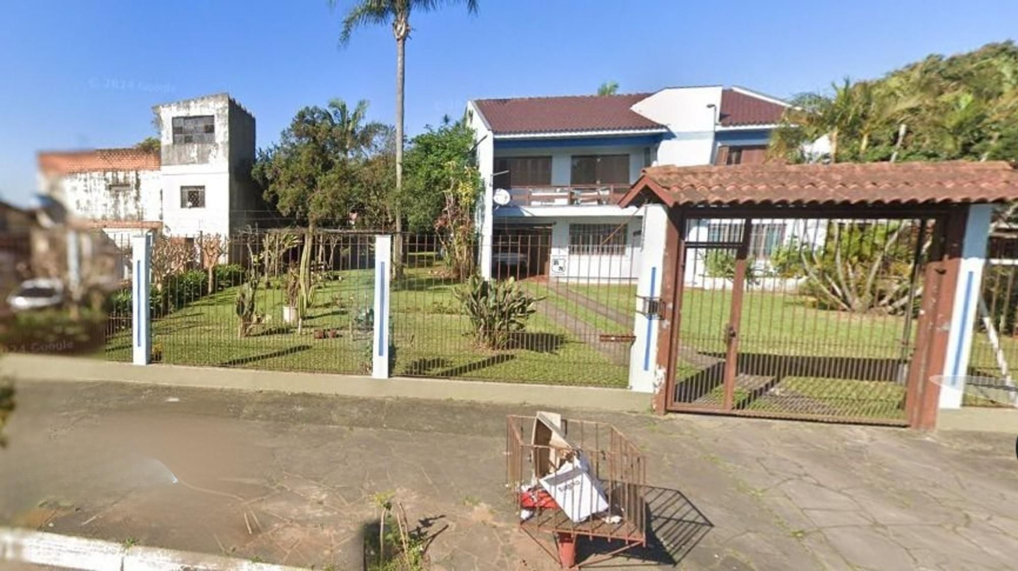 Casa, 3 quartos, 238 m² - Foto 2