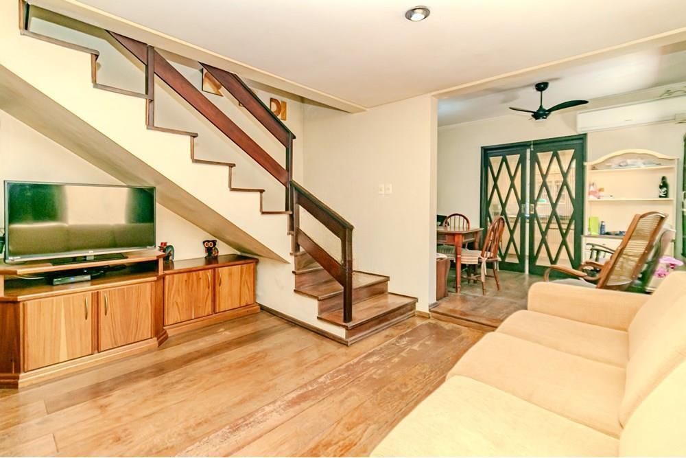 Sobrado, 3 quartos, 185 m² - Foto 1