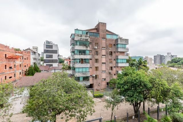 Apartamento de 3 quartos e elevador passo das  pedras em Porto Alegre