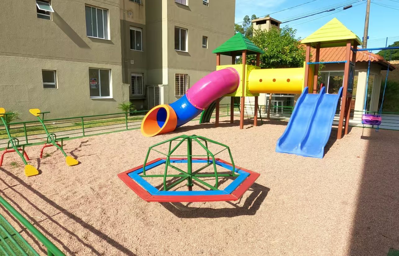 Apartamento de 2 quartos térreo com 49 metros privativos e 1 vaga de garagem