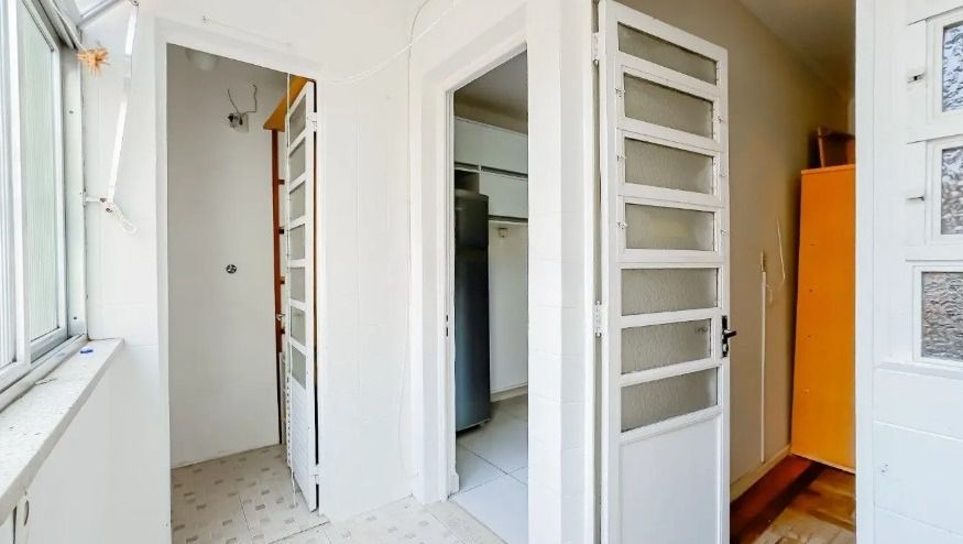 Apartamento à venda com 2 quartos, 75m² - Foto 10