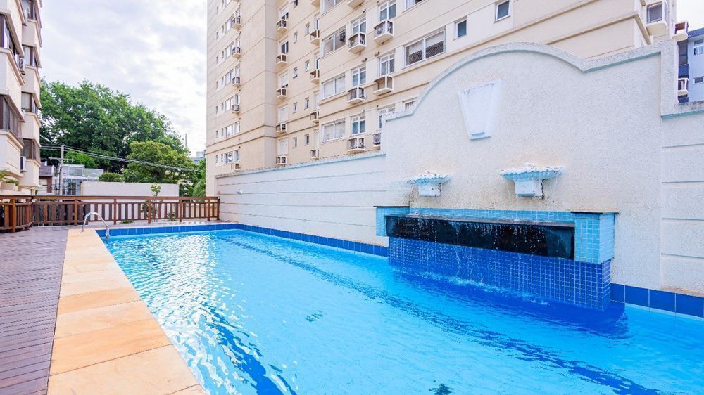 Apartamento 3 dorms à venda Rua Roque Calage, Passo da Areia - Porto Alegre