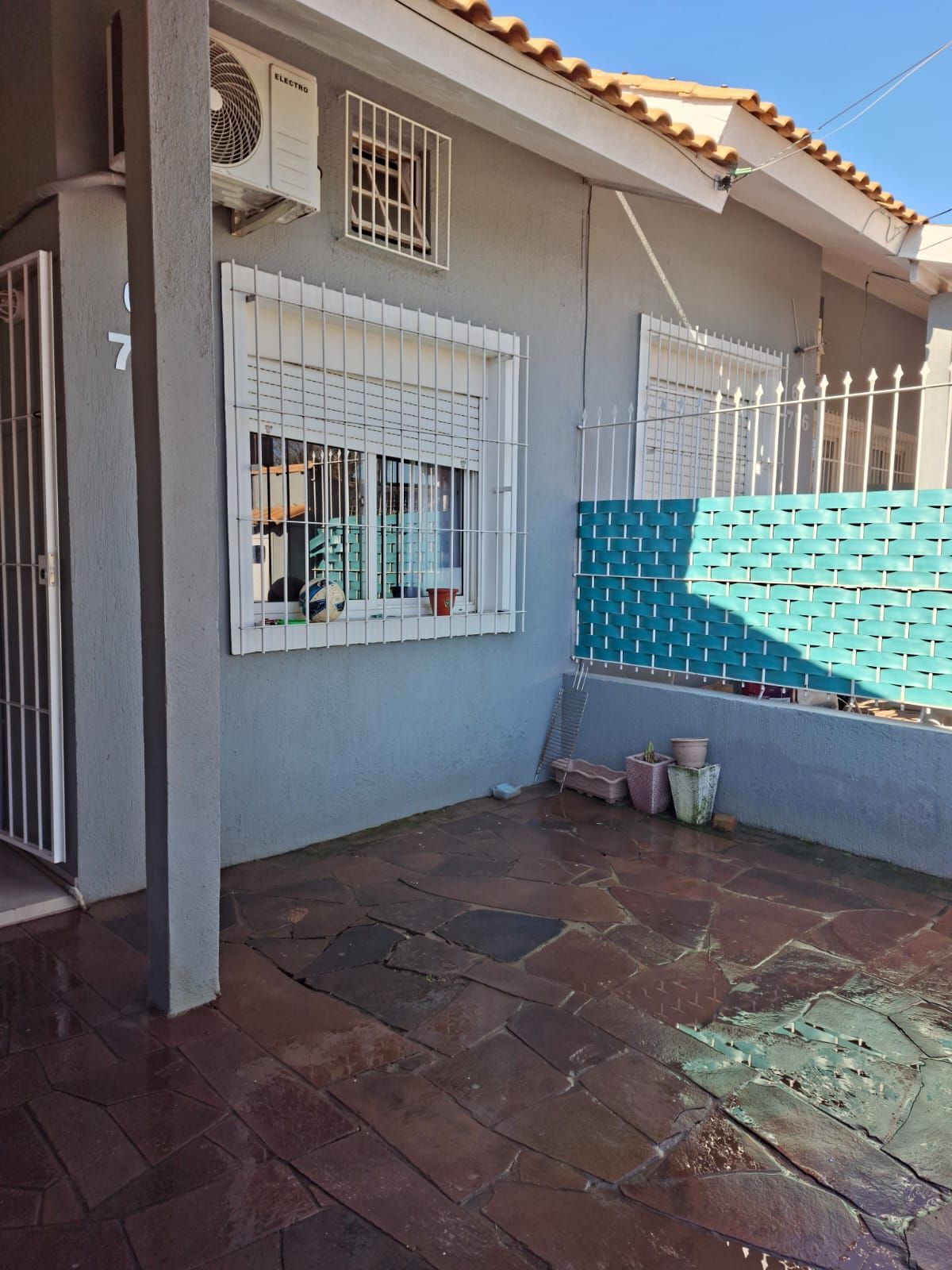 Casa 3 quartos com 2 vagas de carro no  Jardim Leopoldina em Porto Alegre