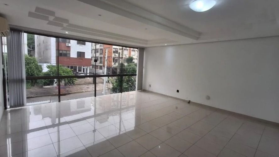 Casa à venda com 4 quartos, 345m² - Foto 3