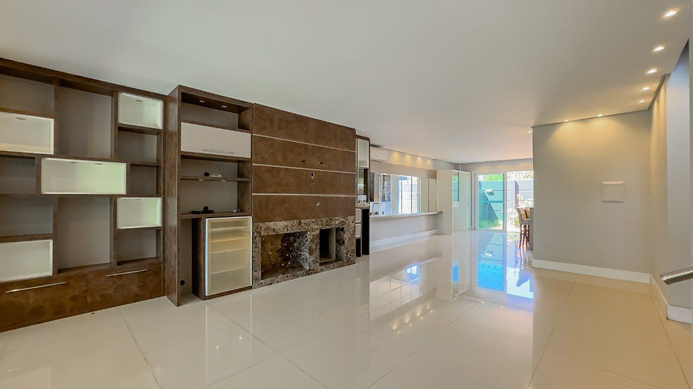 Casa de Condomínio à venda com 3 quartos, 234m² - Foto 5