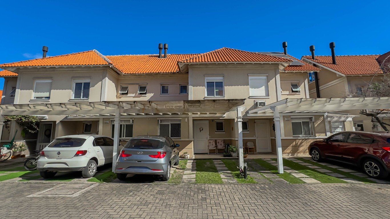 Casa de Condomínio à venda com 3 quartos, 144m² - Foto 2
