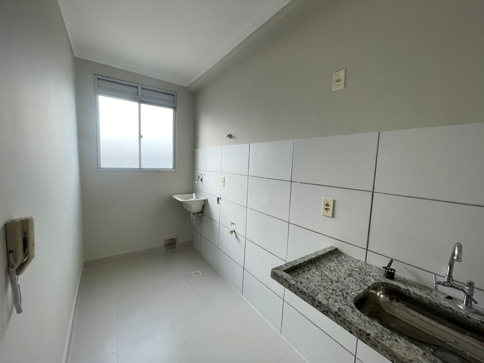 Apartamento à venda com 2 quartos, 58m² - Foto 17