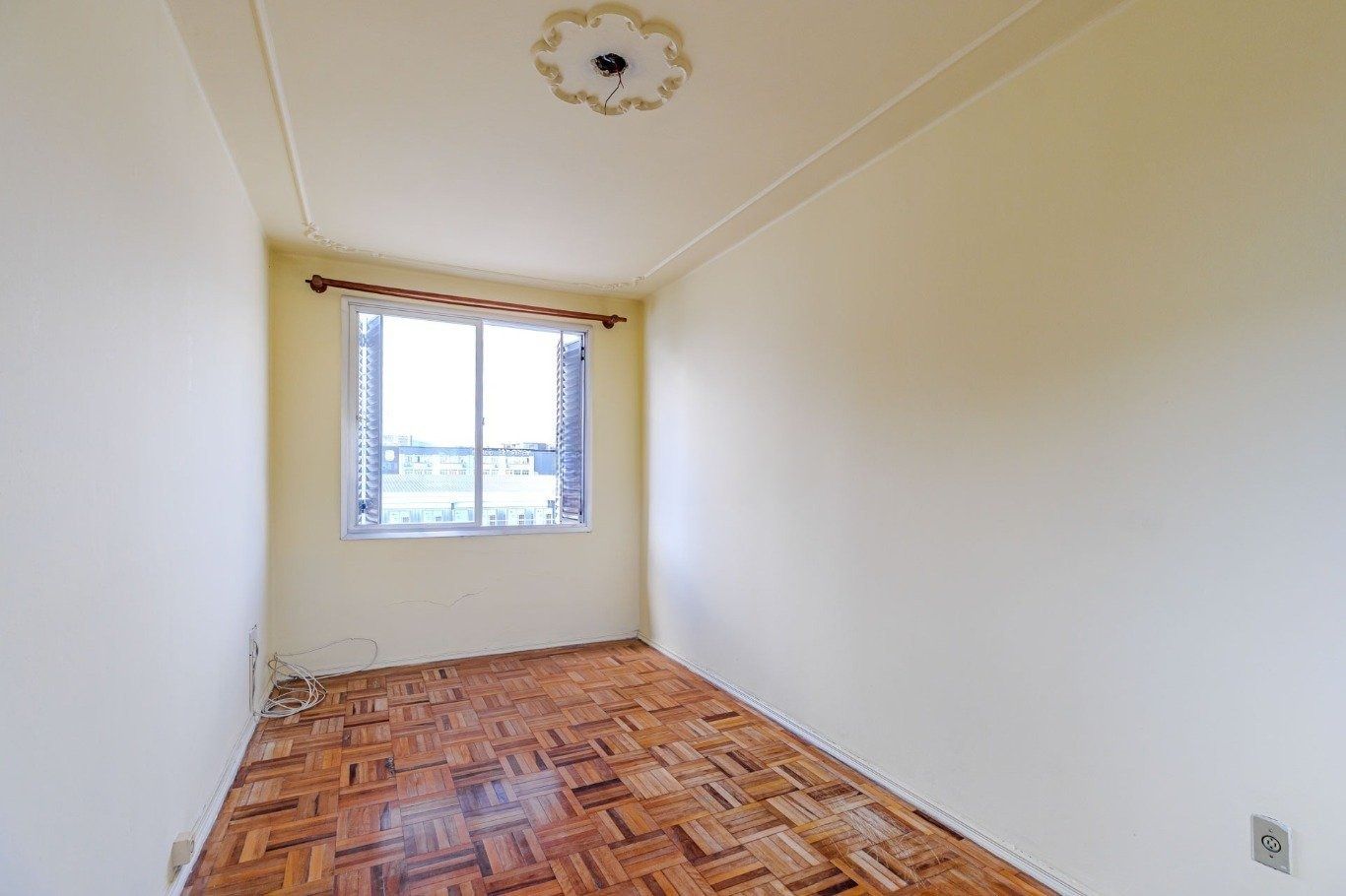Apartamento de 1 quarto no Bairro Santana em Porto Alegre.