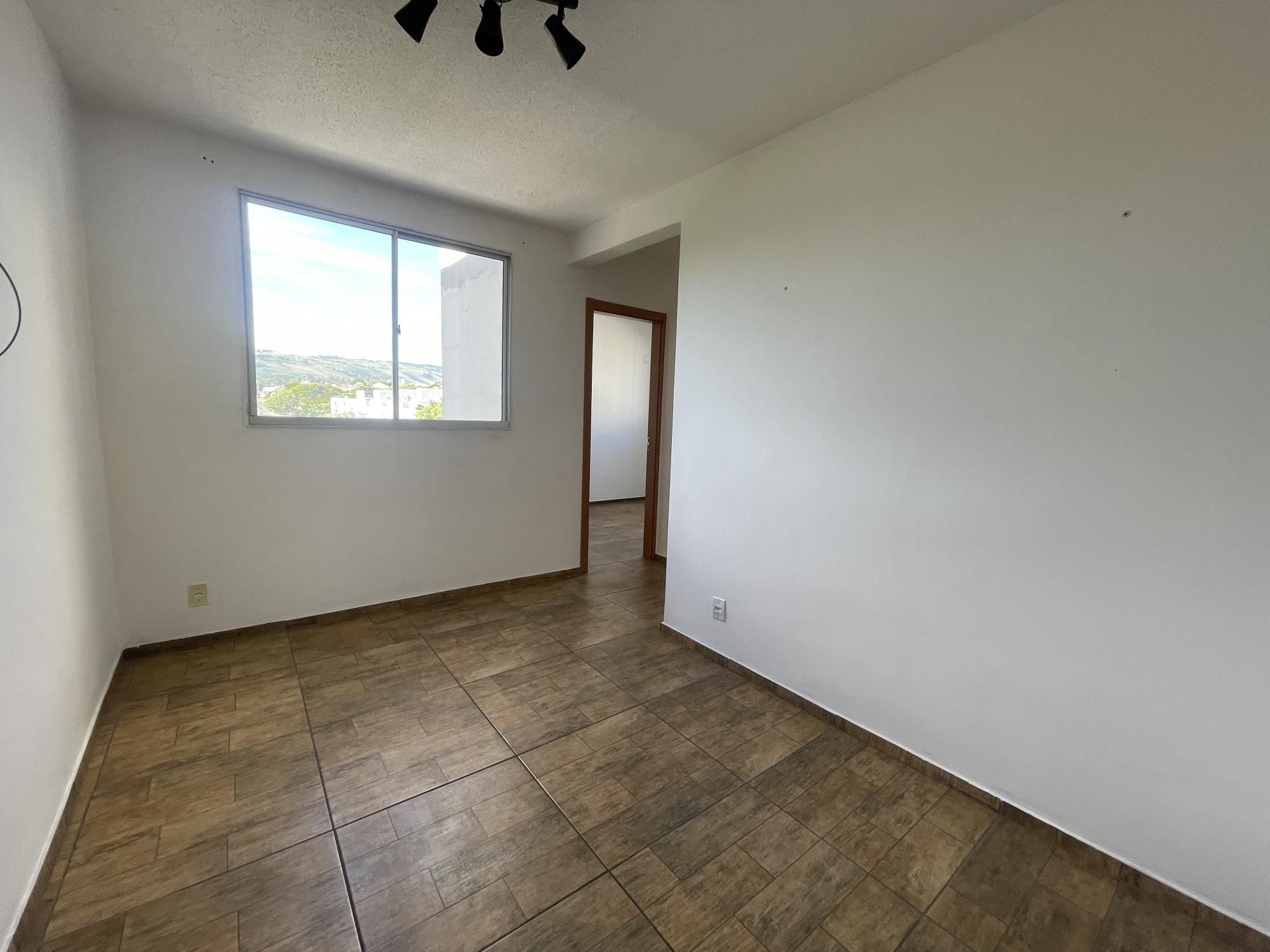 Apartamento 2 quartos em condomínio fechado e infra quarto andar