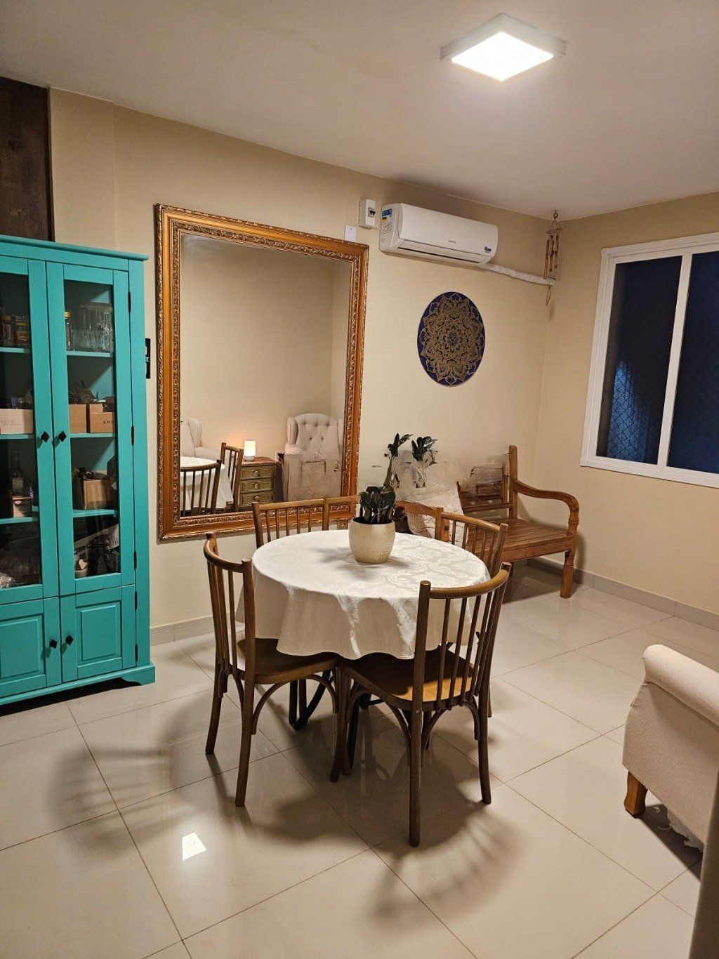 Apartamento de 2 quartos, 1 vaga, portaria 24 horas no bairro Higienópolis.