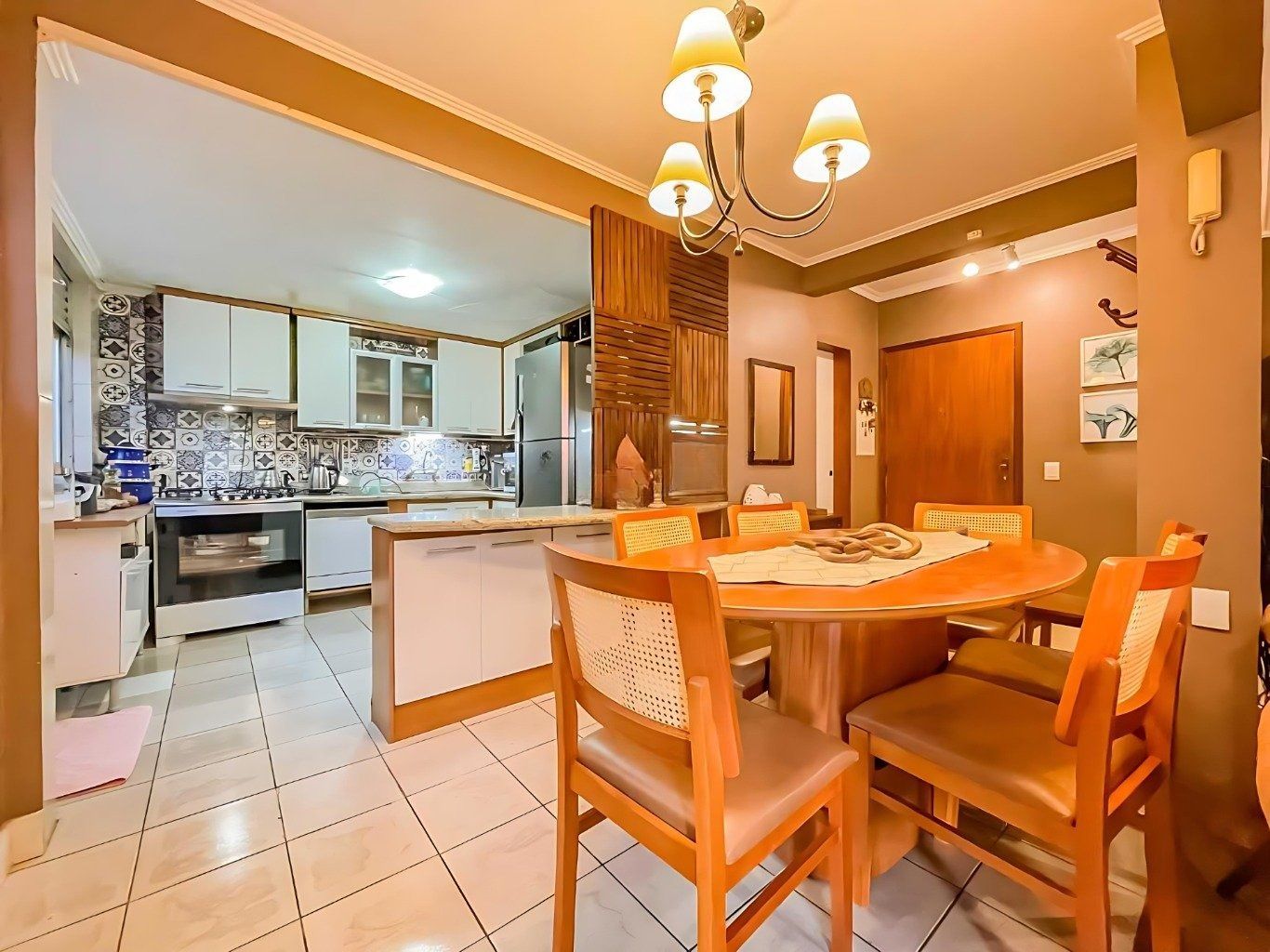 Apartamento Garden de dormitórios no Bairro Floresta Porto Alegre.