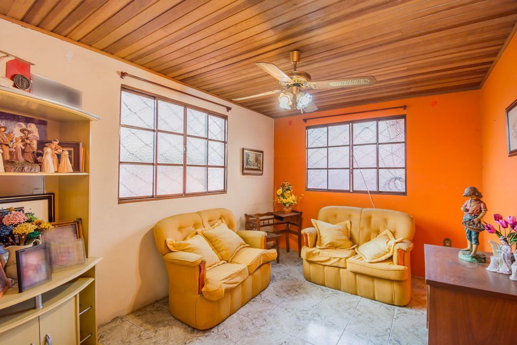 Casa, 4 quartos, 180 m² - Foto 1