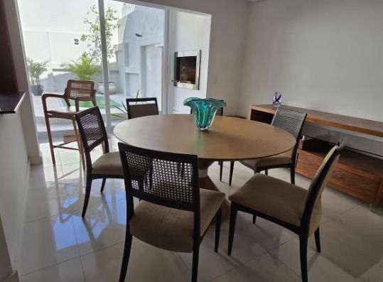 Casa à venda com 3 quartos, 285m² - Foto 8
