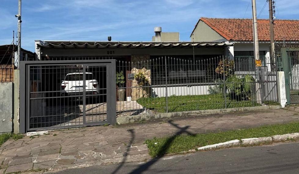 Casa semi mobiliada de 4 dormitórios bairro São Sebastião