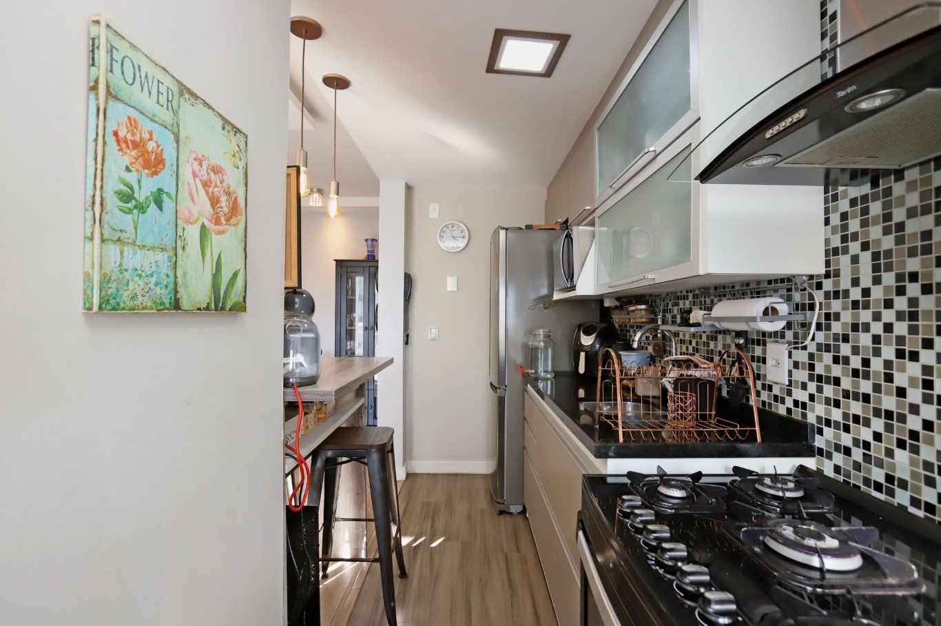 Apartamento à venda com 2 quartos, 61m² - Foto 11