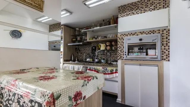 Apartamento de 2 quartos, elevador e 2 vagas de garagem, bairro Petrópolis Poa. — foto 5