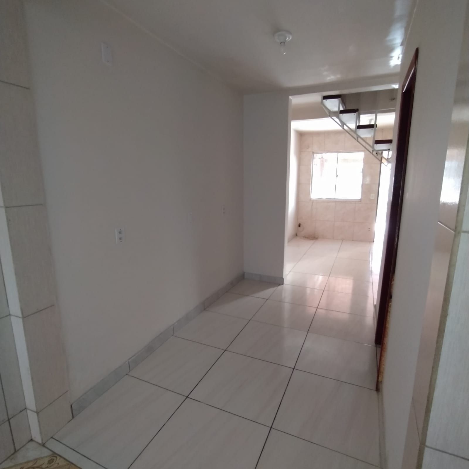 Casa de condomínio 2 quartos, garagem, terraço, sal. de festas, portaria 24h, bairo Cecília em Viamão — foto 5