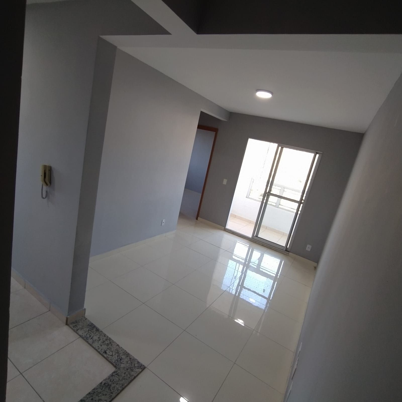 Apartamento 2 dormitórios, sacada e vaga exclusiva na Av Protasio Alves — foto 2