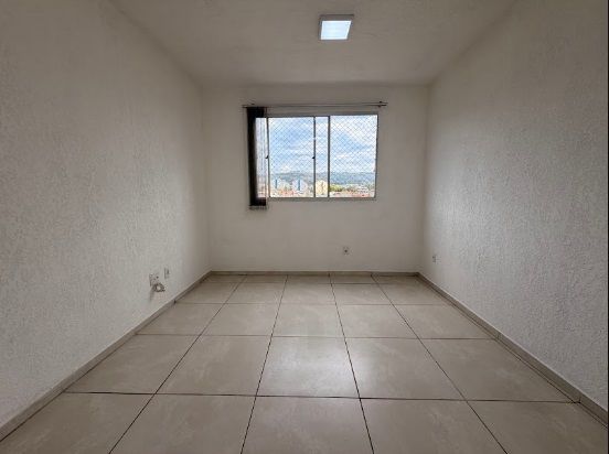 Apartamento 2 quartos, reformado, 1 vaga, próximo à Unirriter, Stoc Center, e transporte público — foto 3