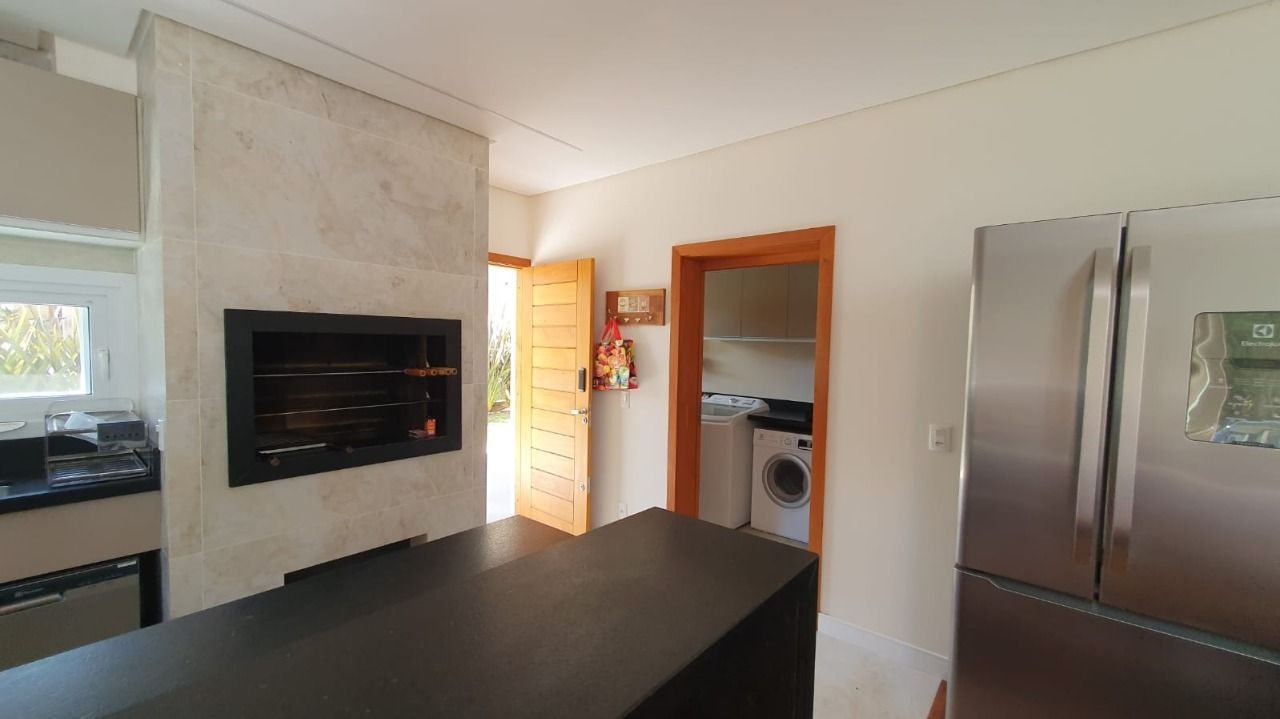 Casa, 3 quartos, 264 m² - Foto 6