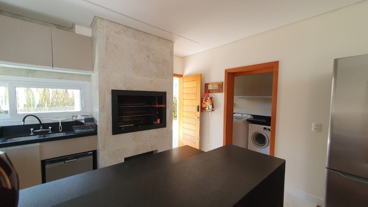 Casa, 3 quartos, 264 m² - Foto 5