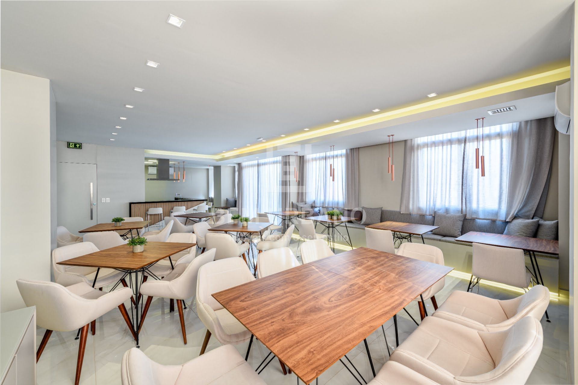 Depósito-Galpão-Armazém à venda com 2 quartos, 71m² - Foto 35