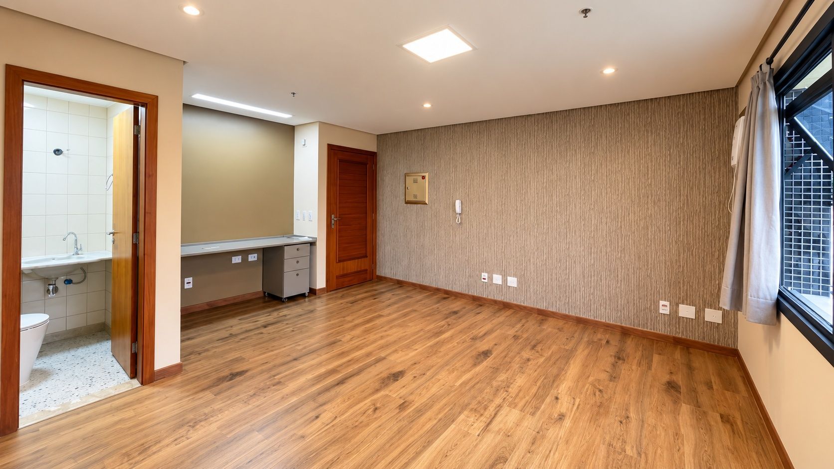 Sala Comercial, à venda, 24 m², Menino Deus - Porto Alegre — foto 5