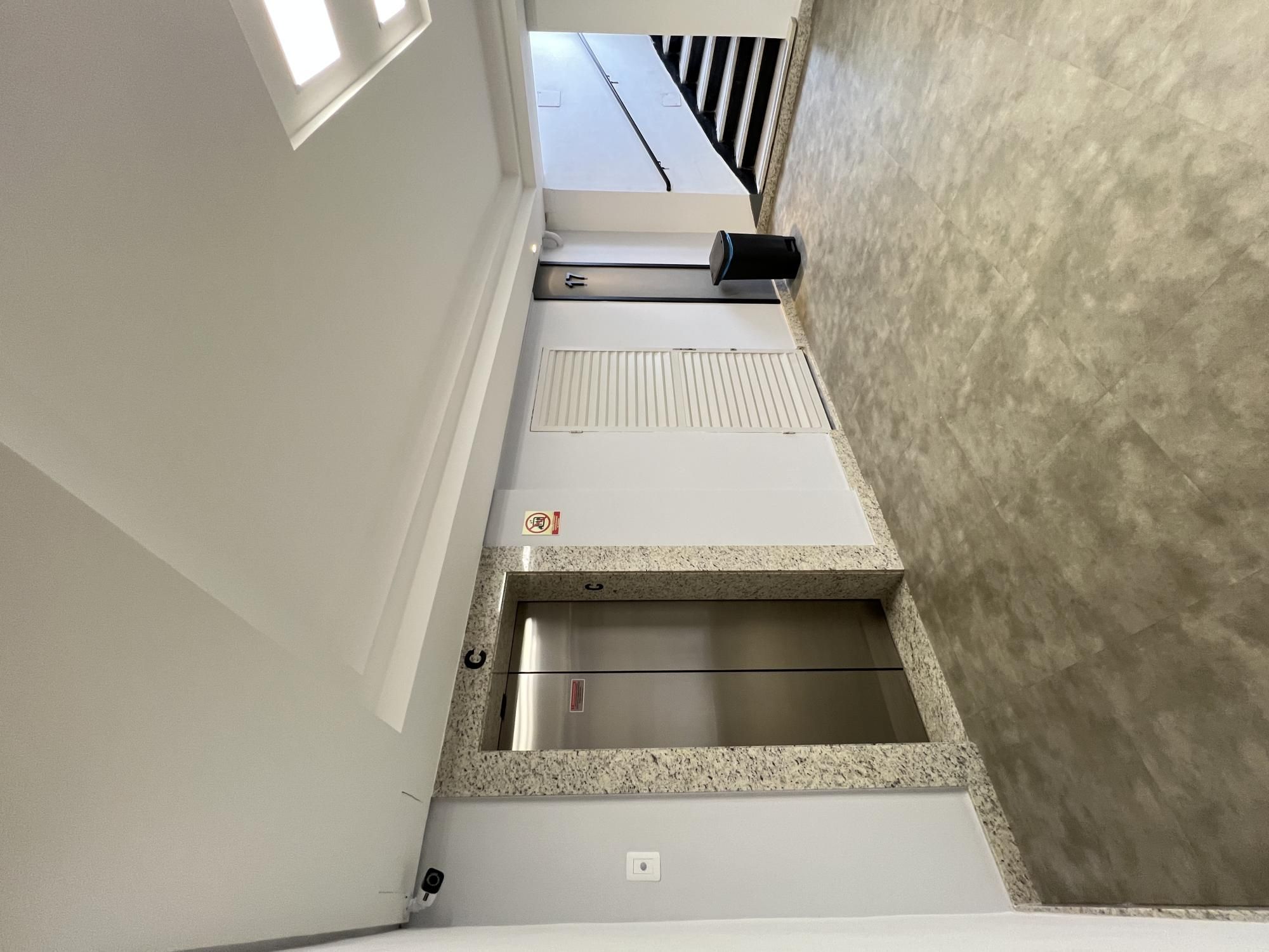 Conjunto Comercial-Sala à venda com 1 quarto, 69m² - Foto 37