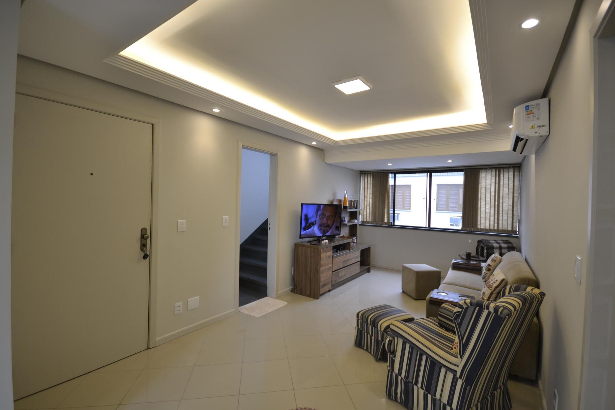 Cobertura Reformada no Jardim Planalto com 3 Vagas e Churrasqueira