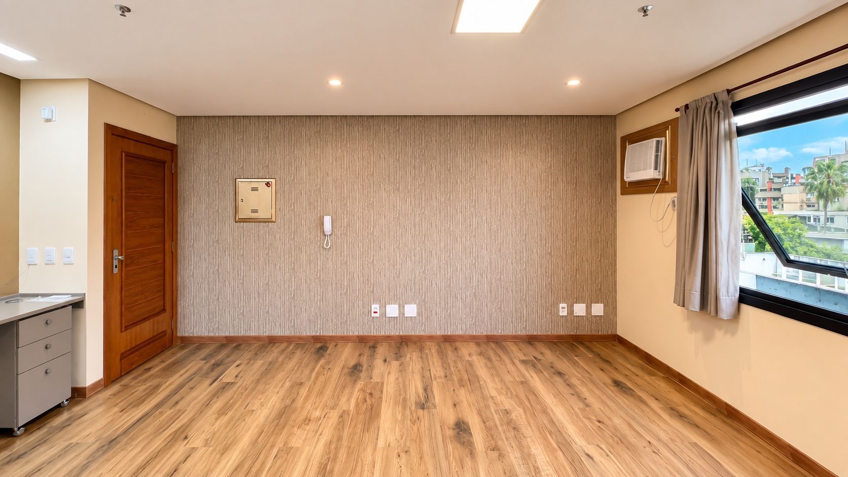 Sala Comercial, à venda, 24 m², Menino Deus - Porto Alegre — foto 4