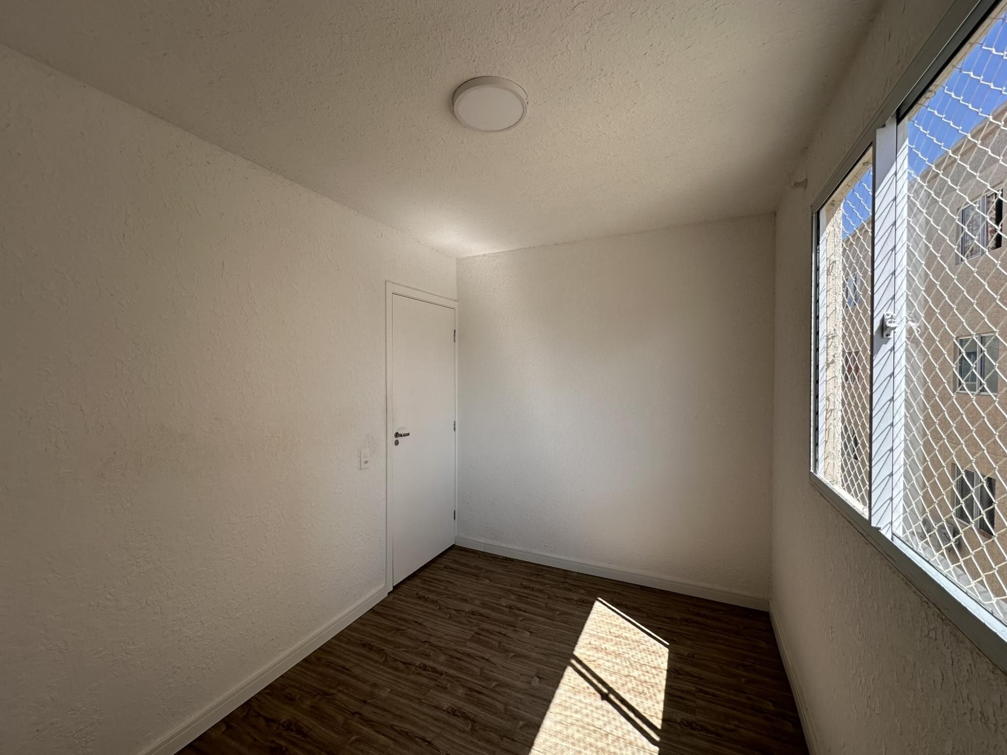 Apartamento à venda com 2 quartos, 40m² - Foto 14