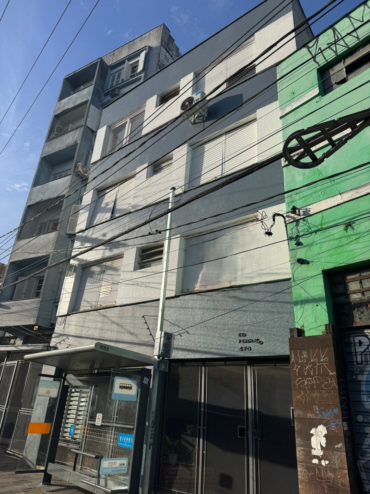 Apartamento à venda com 57m², 2 quartos no bairro Cidade Baixa em Porto Alegre