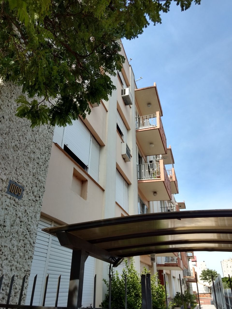 Apartamento à venda com 3 quartos, 166m² - Foto 1