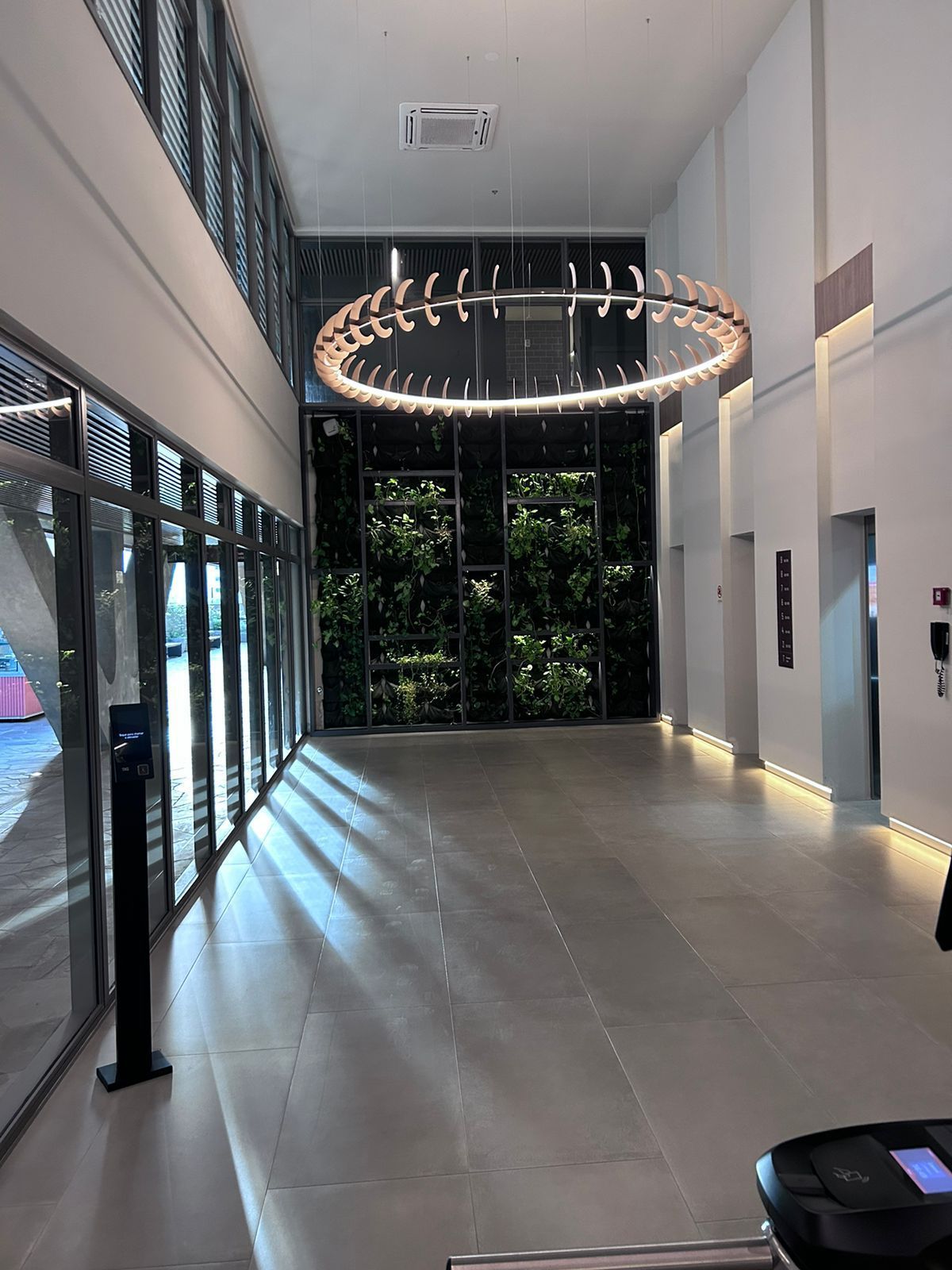 Conjunto Comercial-Sala à venda e aluguel com 1 quarto, 22m² - Foto 4
