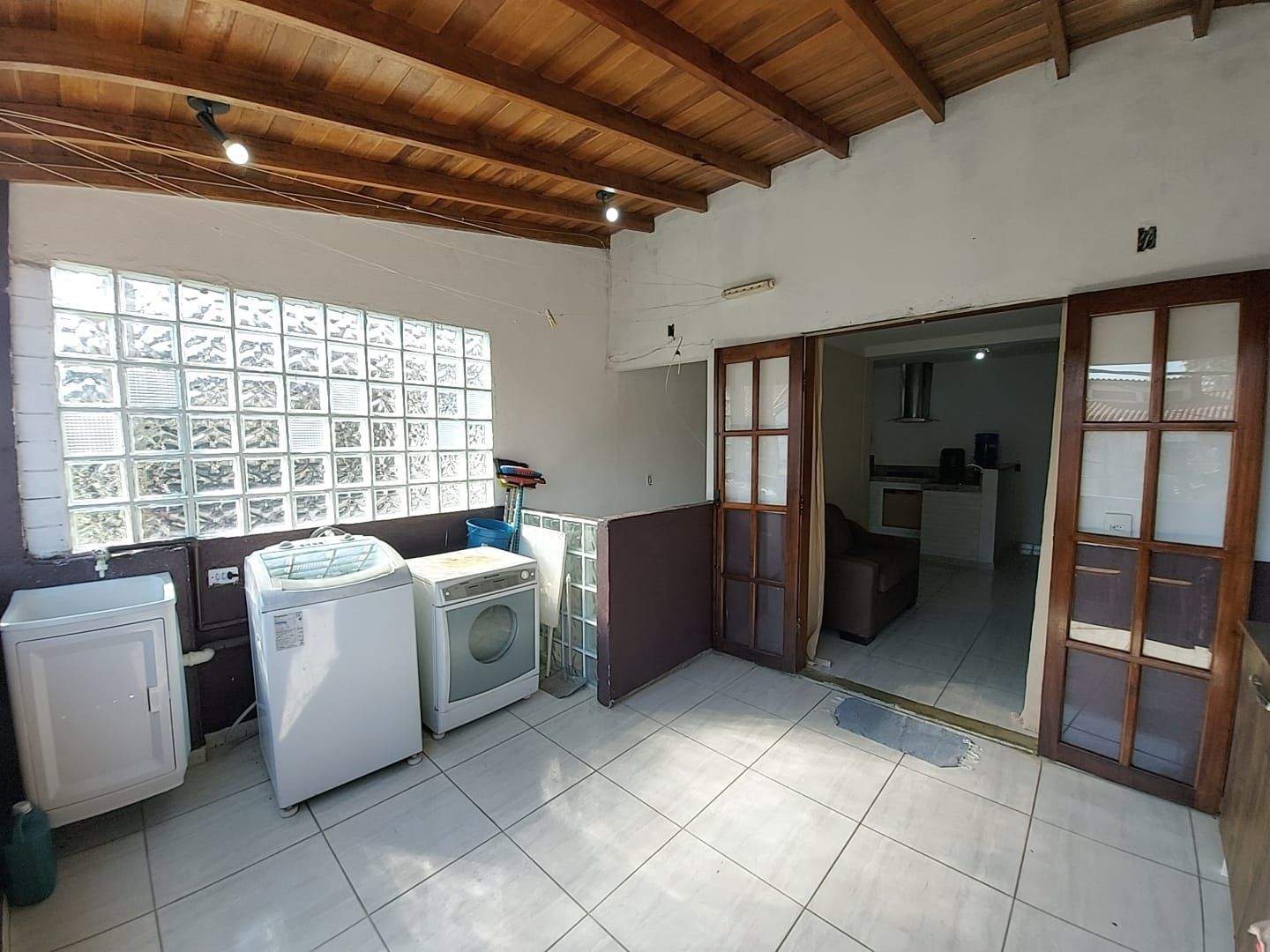 Casa à venda com 2 quartos, 170m² - Foto 17