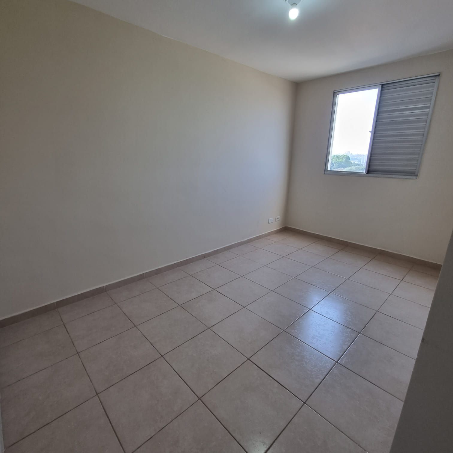 Apartamento para alugar com 2 quartos, 60m² - Foto 10